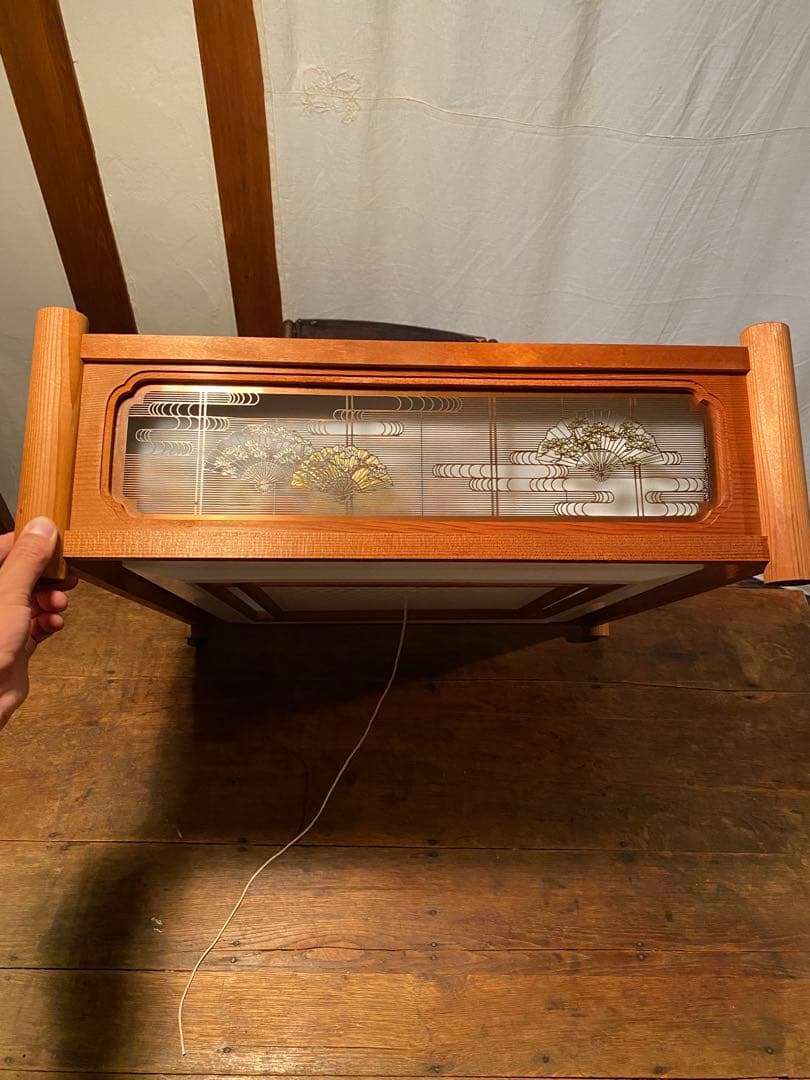 和風 吊り下げ照明 乳白アクリル×木枠 扇装飾 55cm角 昭和レトロ