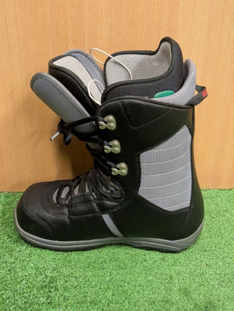 Burton　スノーボードブーツ　TRIBUTE 25.5cm【男性用】