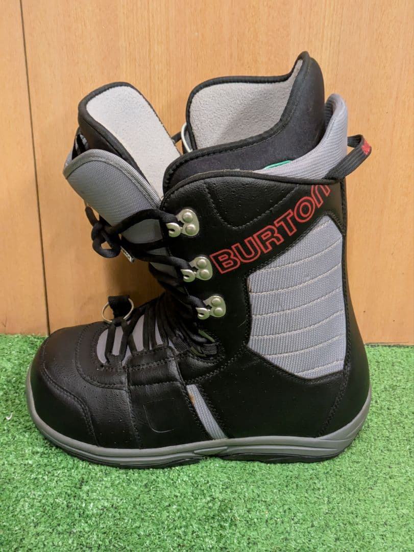 Burton　スノーボードブーツ　TRIBUTE 25.5cm【男性用】