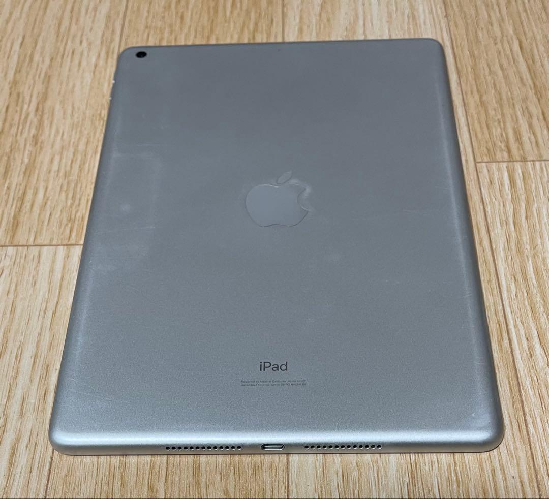 iPad (第7世代) シルバー 32GB 10.2インチ