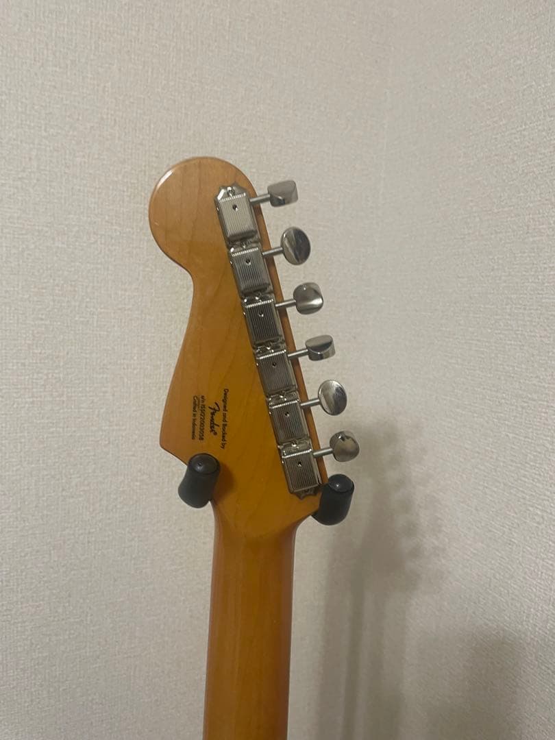 Squier Classic Vibe 60's ストラトキャスター ギター
