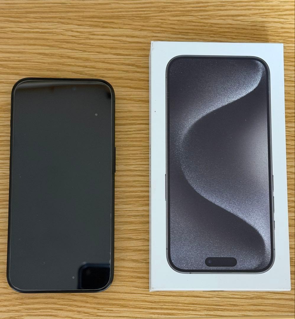 Apple iPhone 15 Pro ブラックチタニウム　128G
