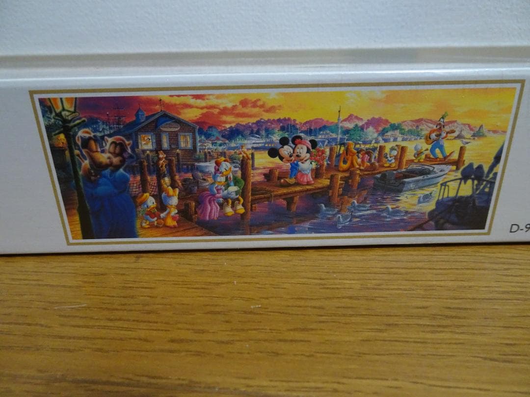 新品、未開封　ディズニー　ミッキー＆ミニー　恋人たちの時間 　de17