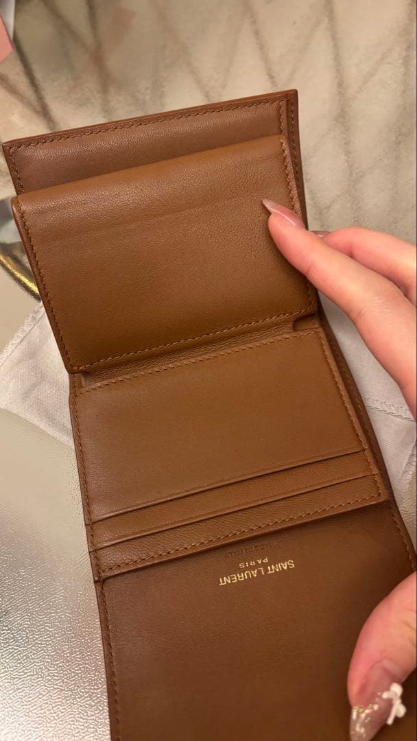 YSL ブラウンレザー キルティング三つ折り財布