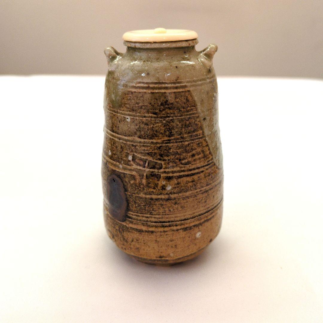 茶道具　茶入　耳つき　美濃伊賀　美濃光寿　霰地立木風通（巾着）