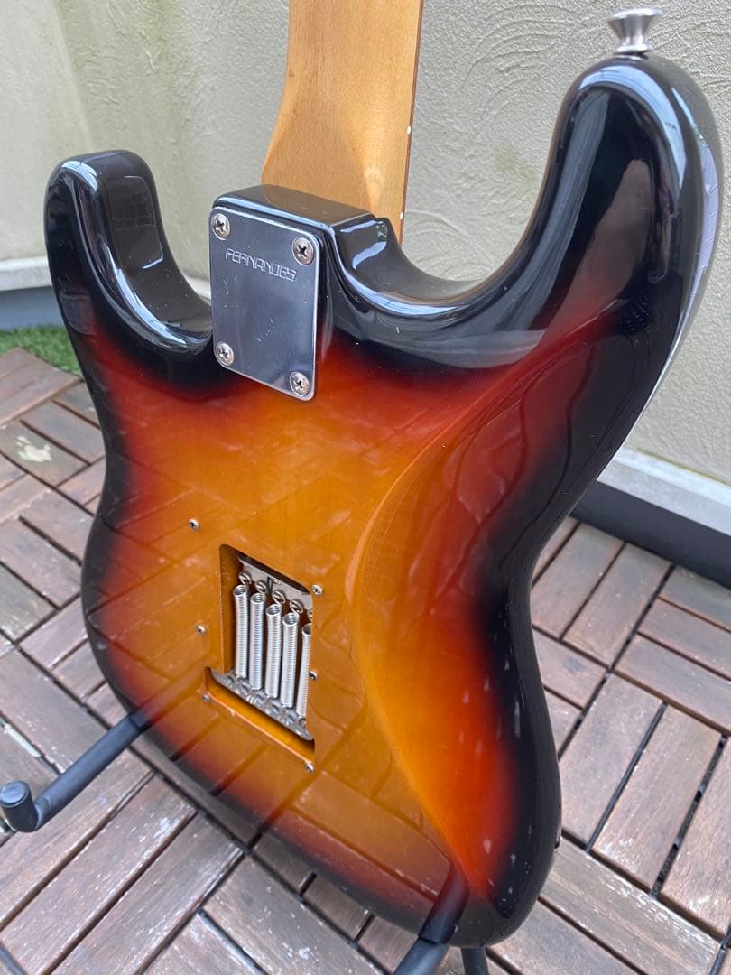 ギター FERNANDES The Revival, R S T Series.