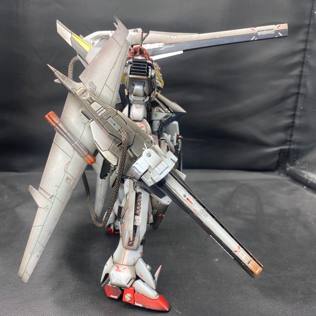 ガンプラ　塗装済み完成品　オリジナルカラー　ミキシング　グラデーション塗装