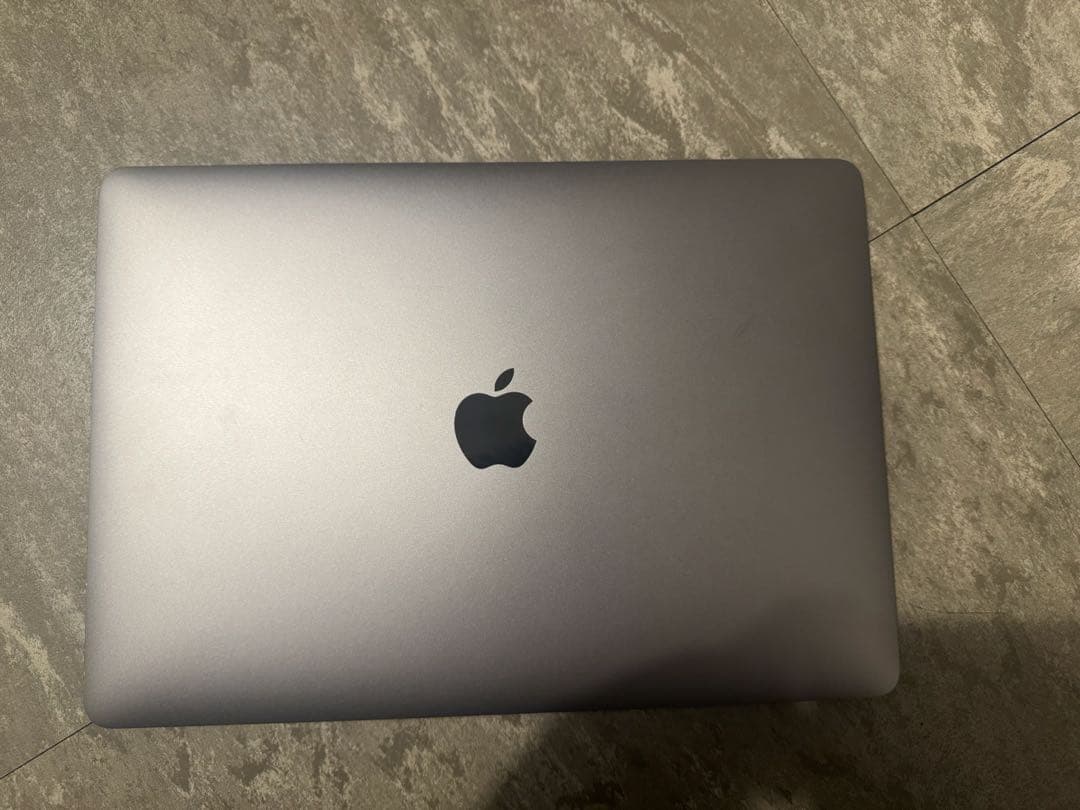 MacBookPro13インチM1 16gb 256GBスペースグレー