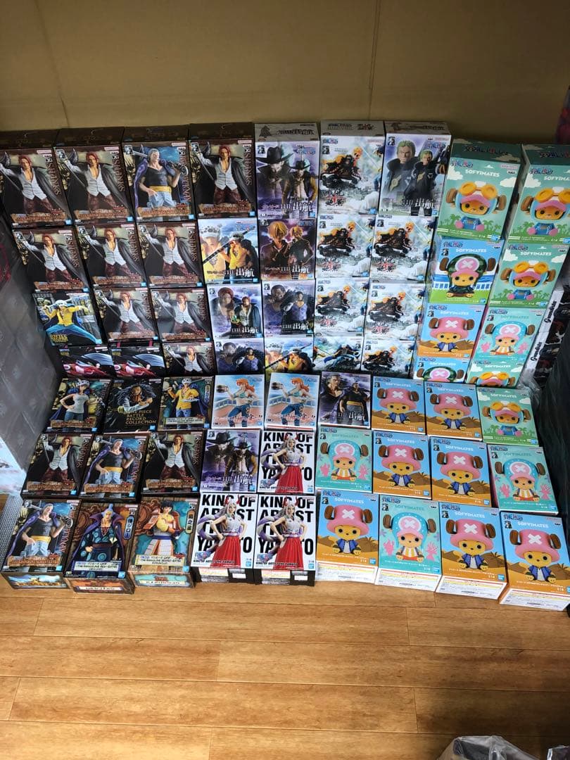 ワンピース　フィギュア　ゾロ　出航　チョッパー　シャンクス　dxf 63個