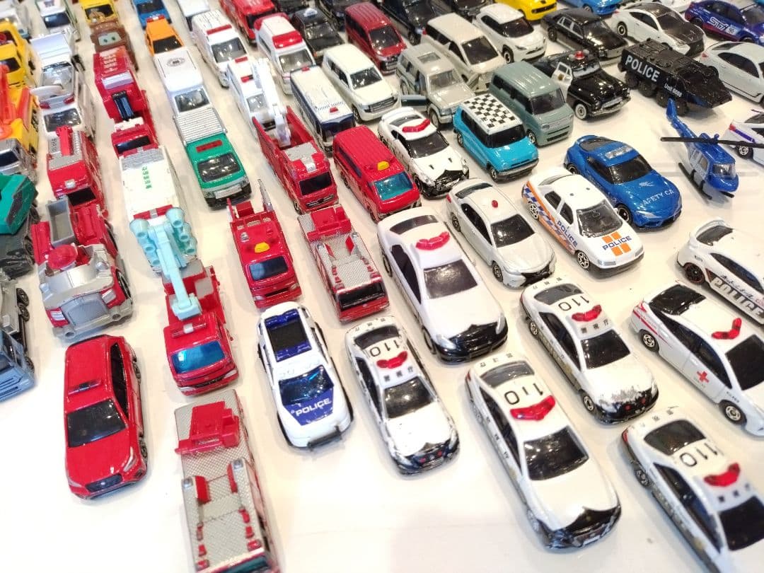 トミカなど【１５４品】まとめ売り
