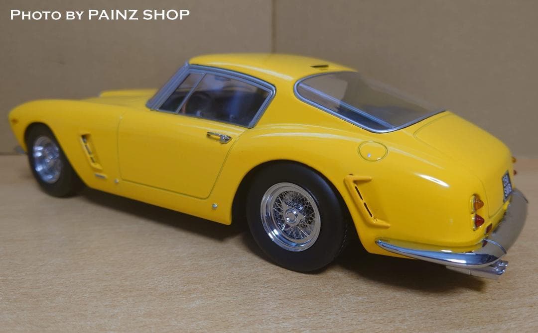 1/18 フェラーリ 250GT 1961 イエロー Ferrari 250GT