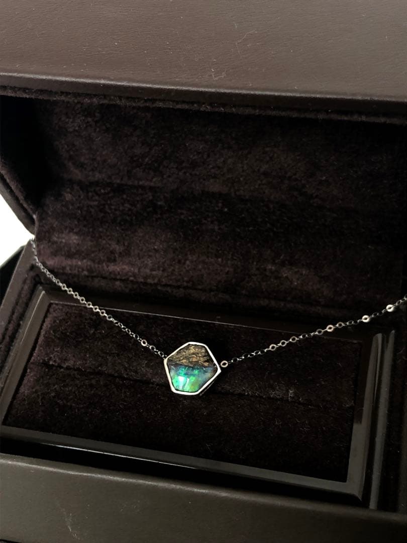 ヘキサゴン　オパールネックレストップ　六角形