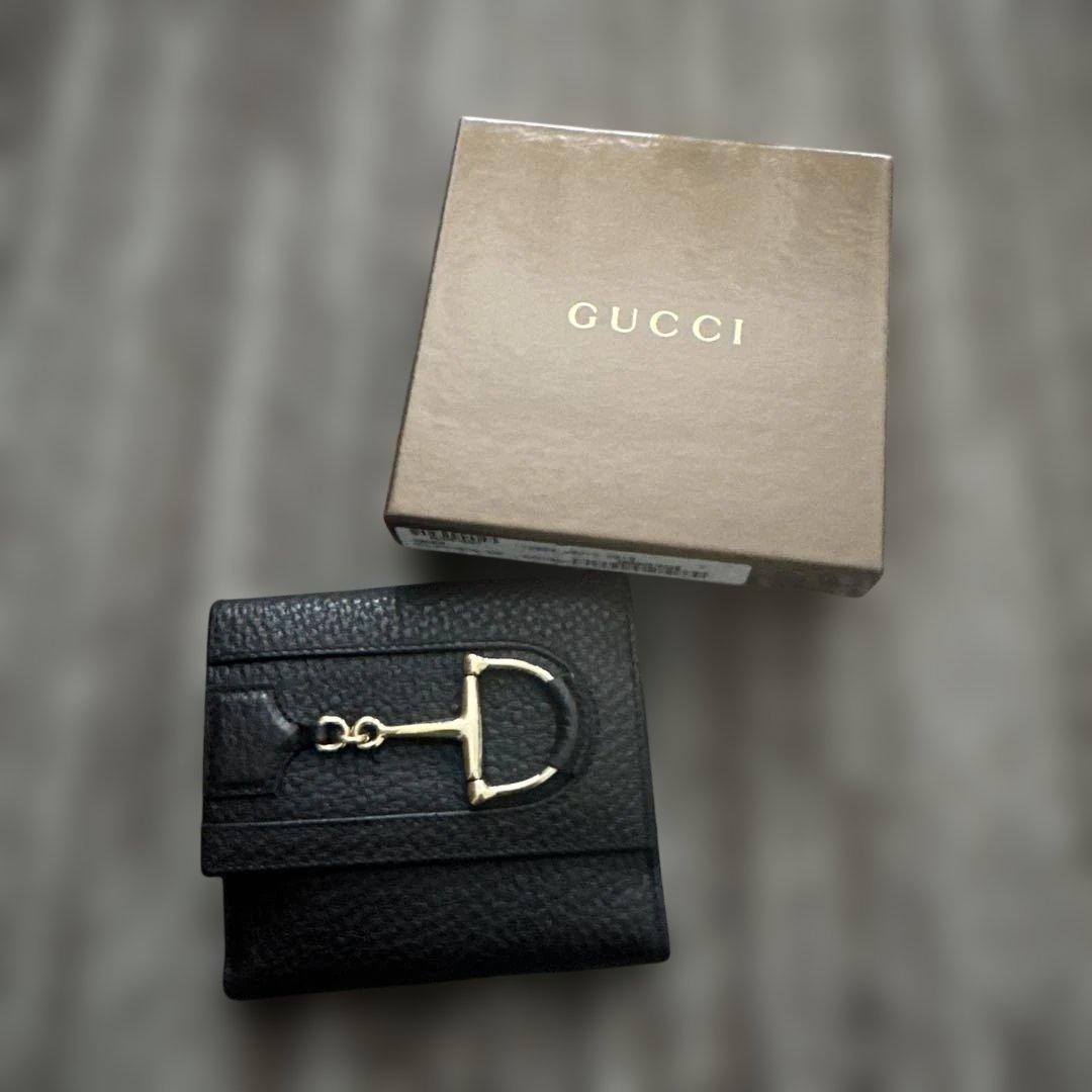 GUCCI ホースビットニつ折り財布レザー黒ゴールド金具箱付き