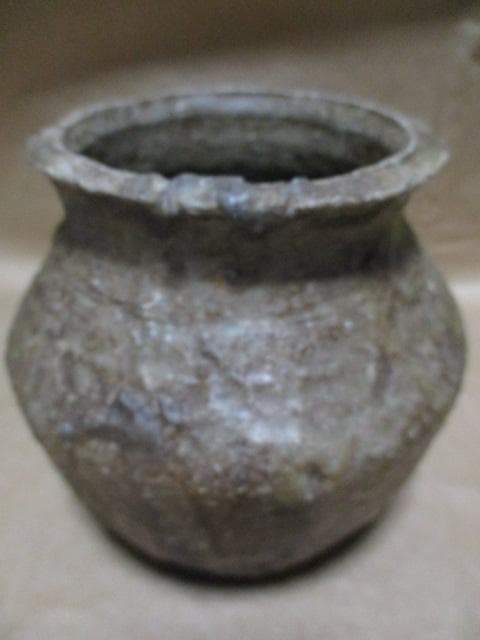 古信楽の壺　R69-2