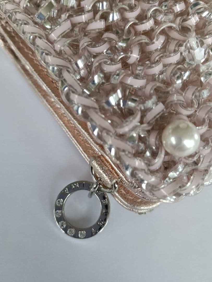 美品　アンテプリマ　二つ折り財布　コンパクト　パール　ピンク