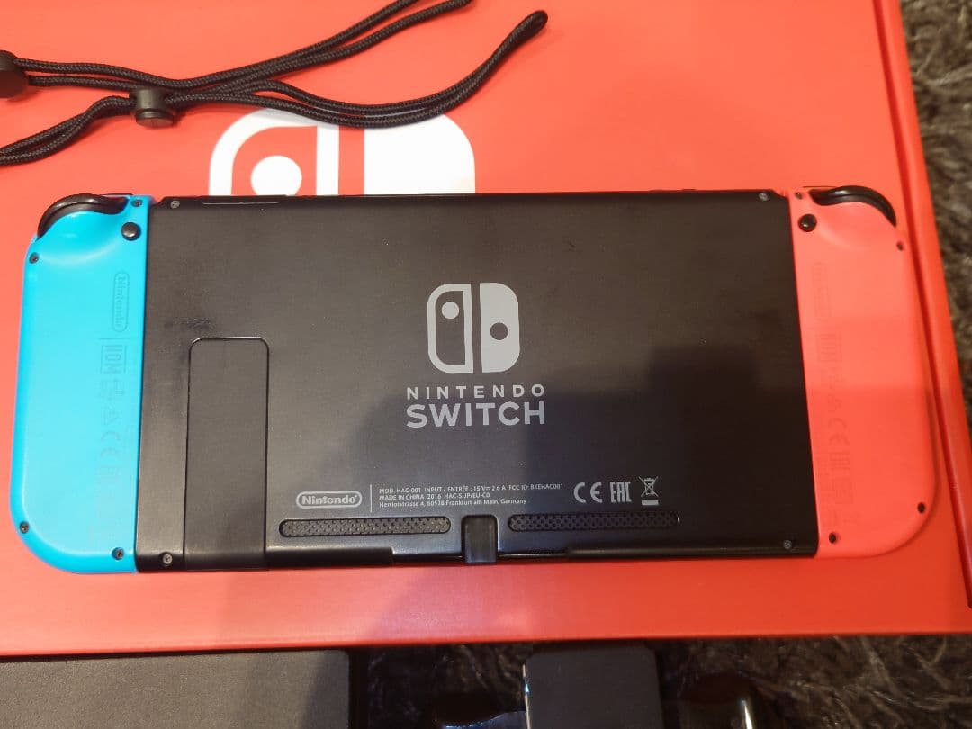 USED Nintendo Switch マイニンテンドーストアストア限定モデル