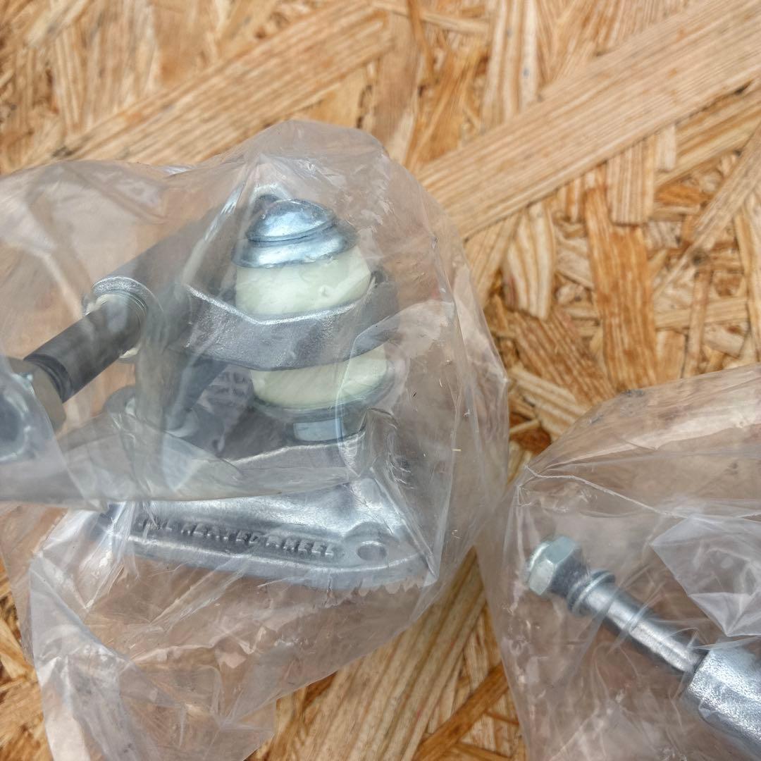 スケートボード Heated Wheel POLARIZER TRUCKS set