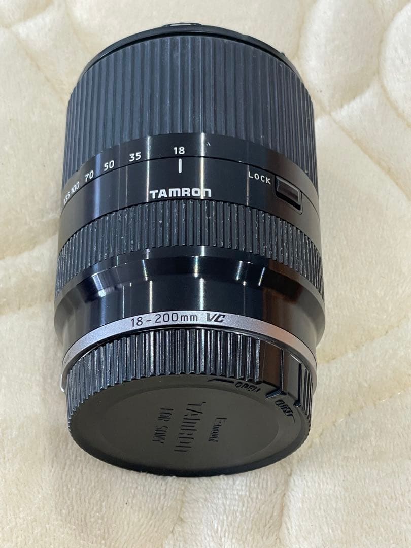 TAMRON 18-200mm VC ズームレンズ