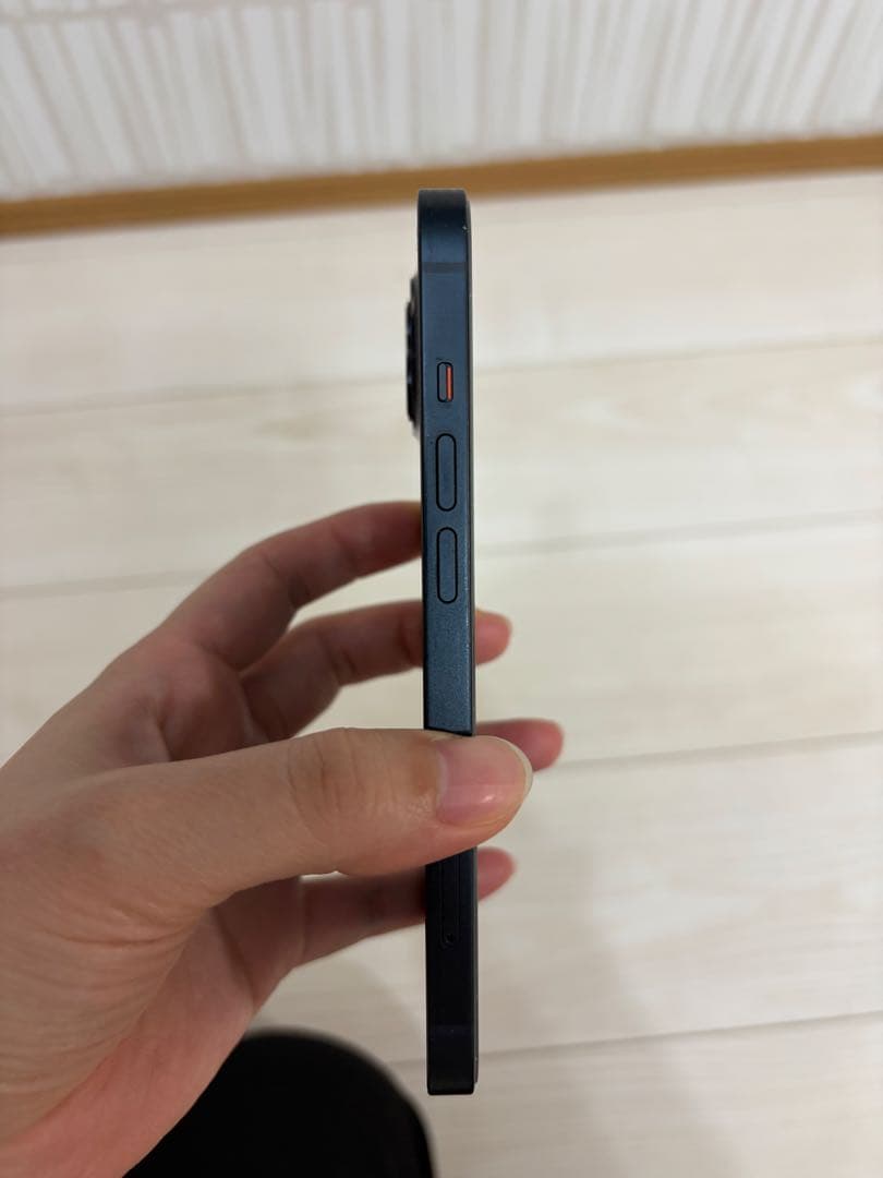 Apple iPhone 13 ブラック 本体のみ