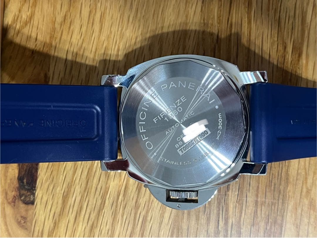 パネライ PANERAI LUMINOR GMT PAM01088