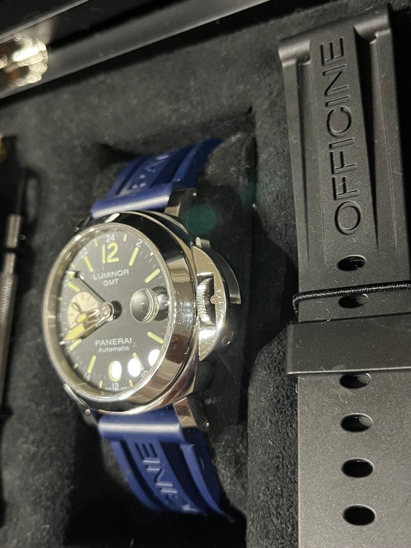 パネライ PANERAI LUMINOR GMT PAM01088