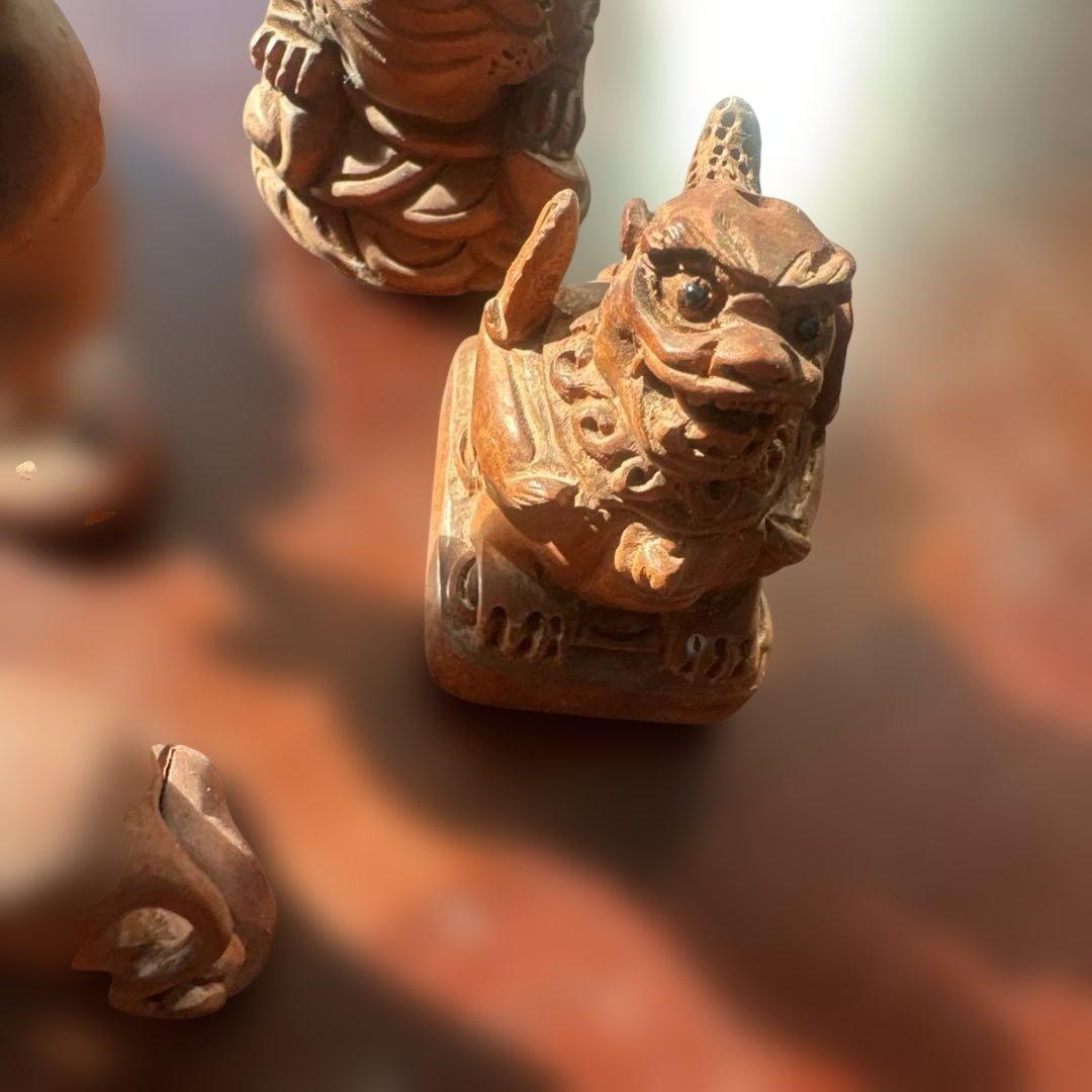 時代提げ物　唐木黄楊木彫刻　犬・猿・虎など　根付　置物