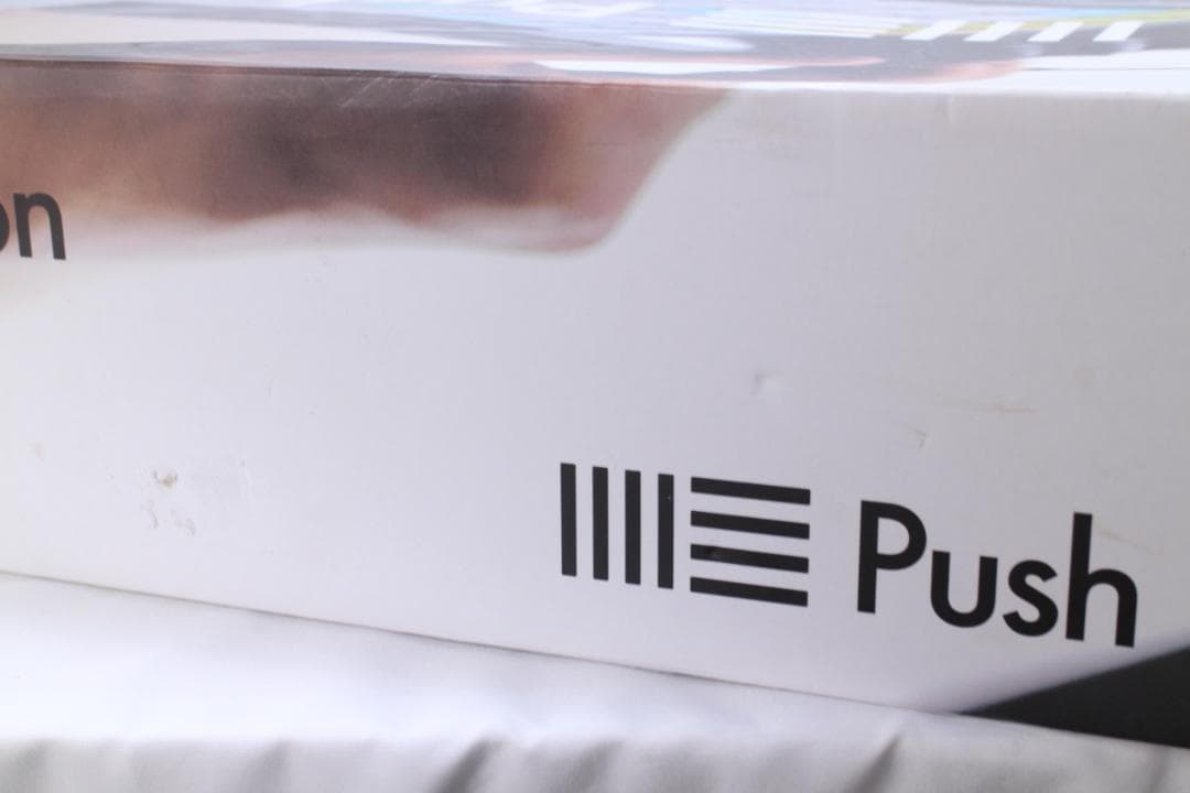 ※訳 Ableton Push MIDIコントローラー