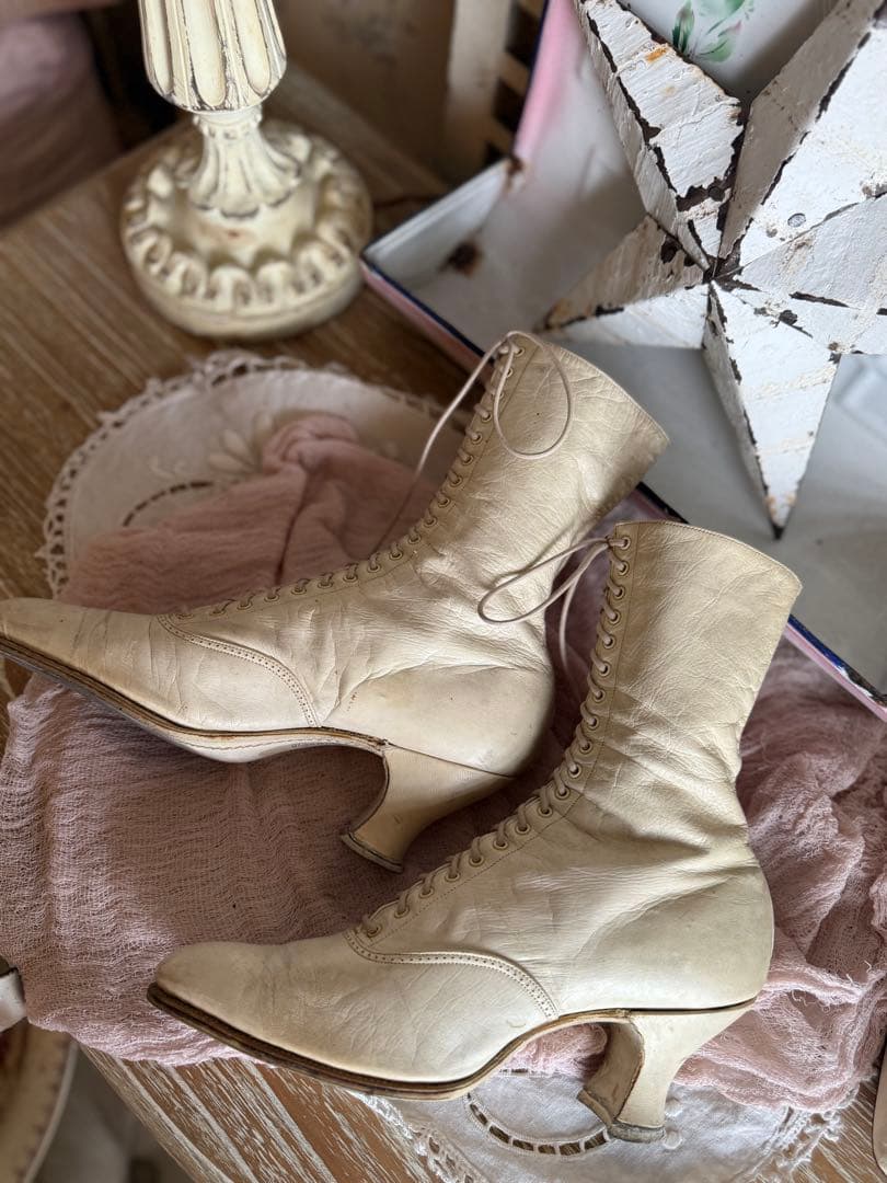 フランスアンティークヴィクトリアンレースアップウェディングレザーブーツシューズ