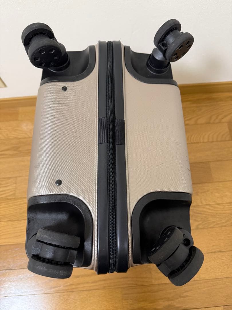 【値下げ】無印良品スーツケース35L ベージュ