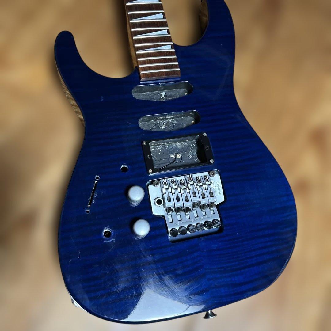 Grover Jackson レフティー　青