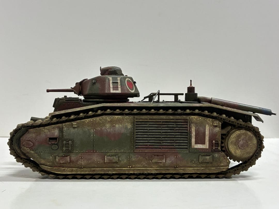 タミヤ 1/35 B1 bis 完成品 戦車　模型　プラモデル　フランス