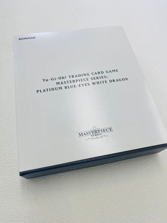 ブルーアイズ　プラチナ