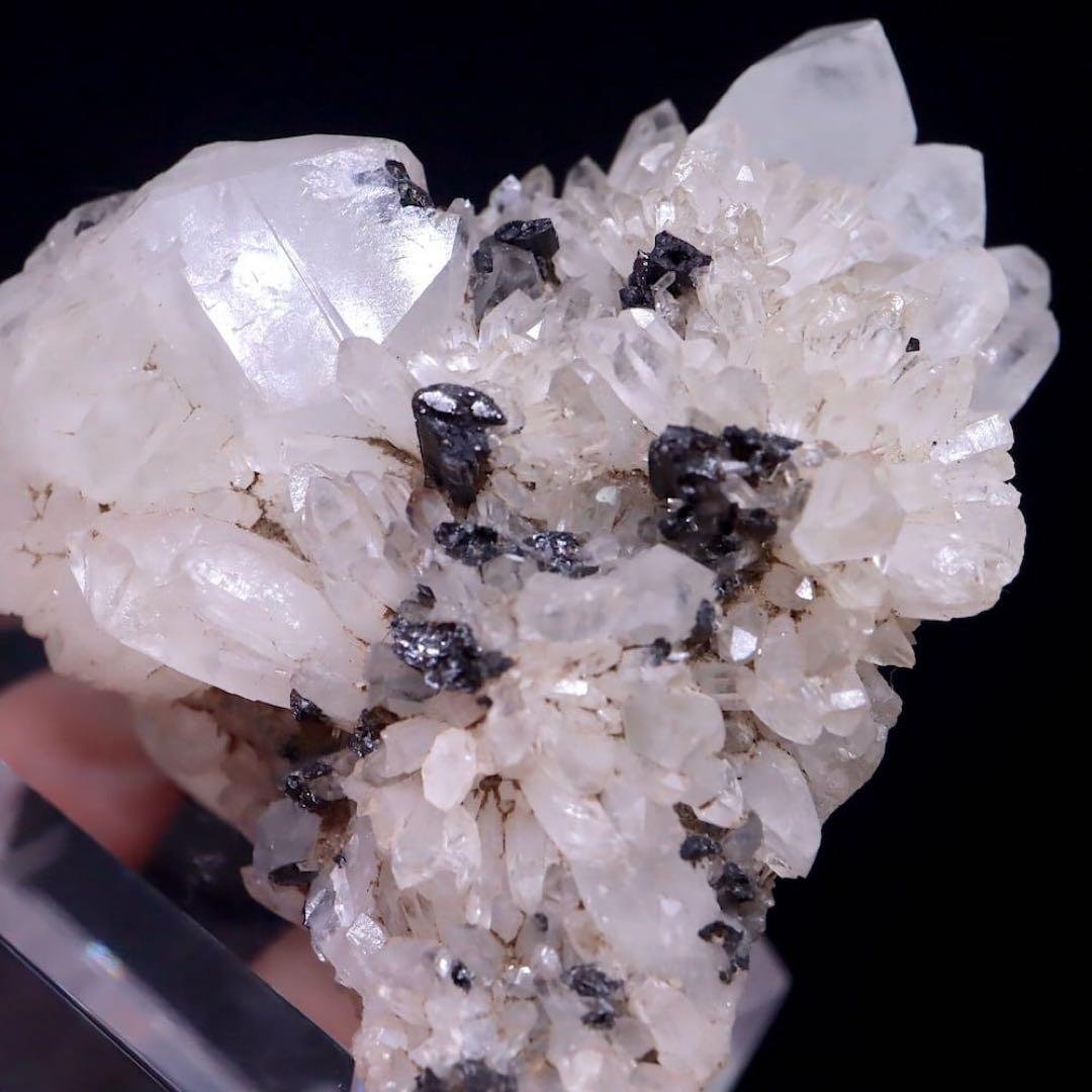 マンガン重石 ヒューブネライト クォーツ 140.9g OTH089 鉱物 原石