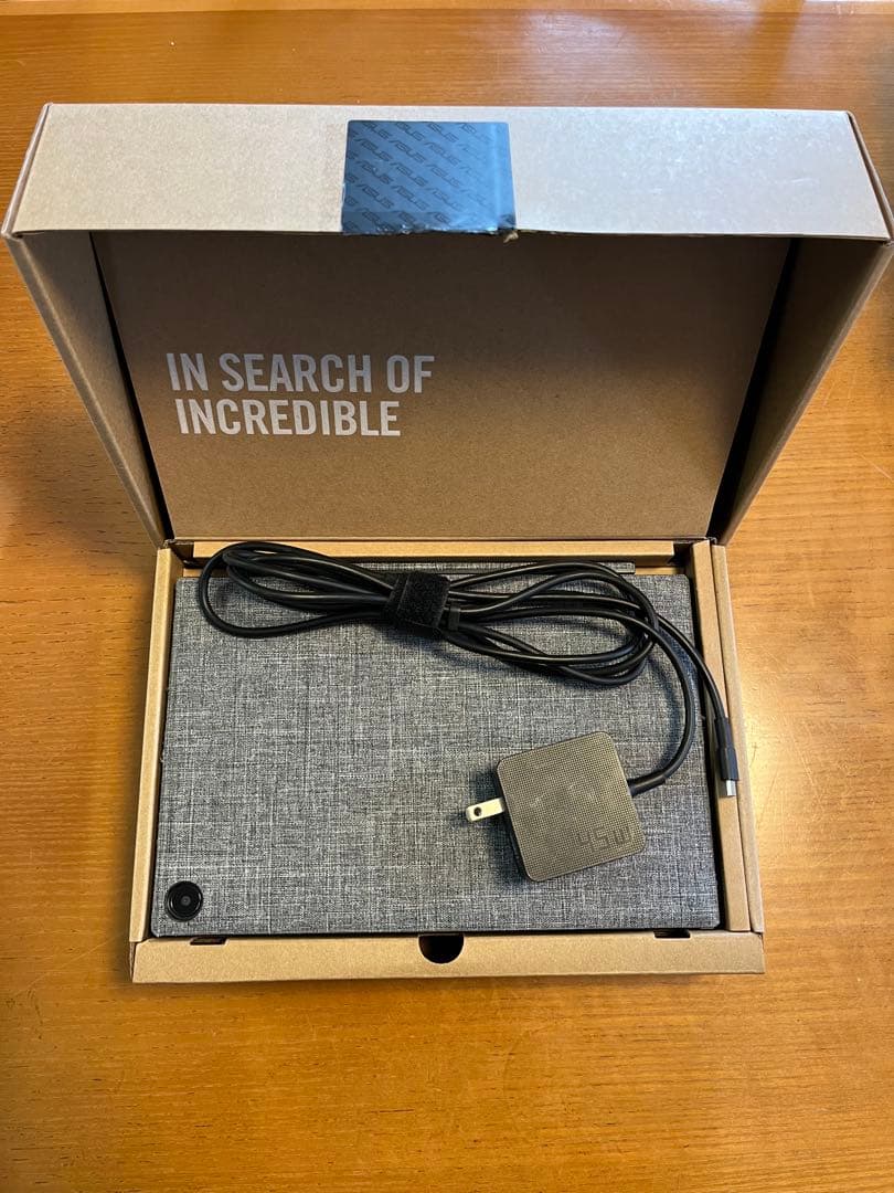 【美品】ASUS Chromebook Detachable CM3