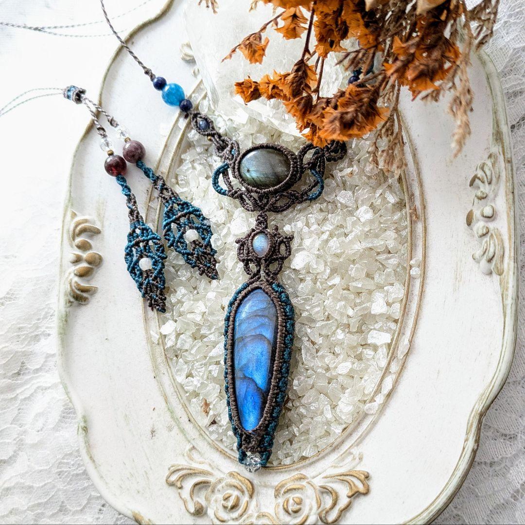 1264 マクラメハンドメイドネックレス