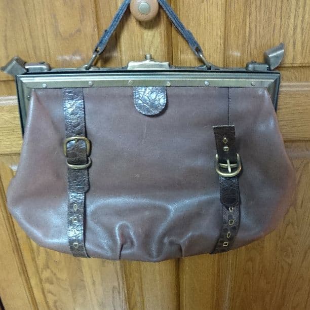 アンティークレザーバック(男女兼用)