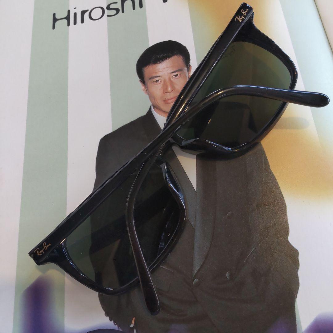 舘ひろしあぶない刑事サングラス