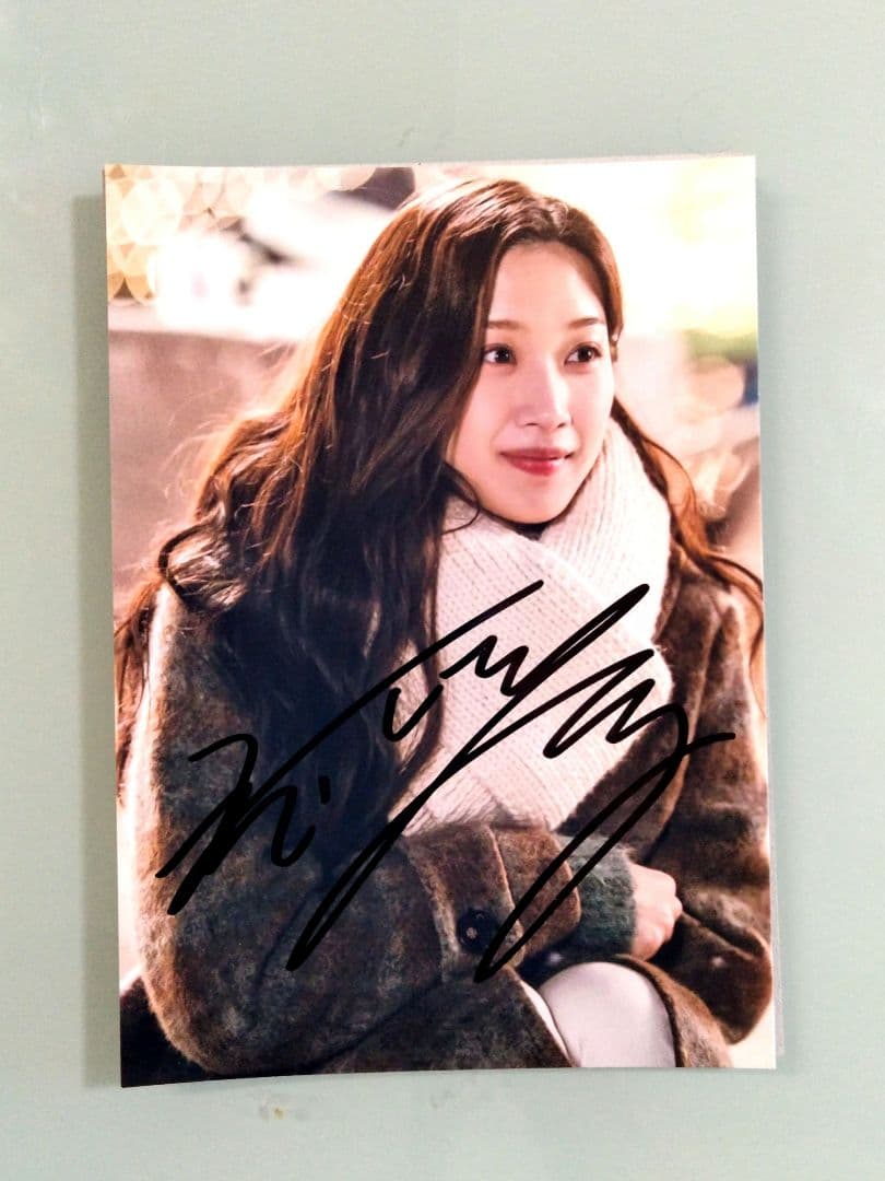 セール中…ムン・ガヨン直筆サイン入り2Lサイズ写真…Mun Ka-young