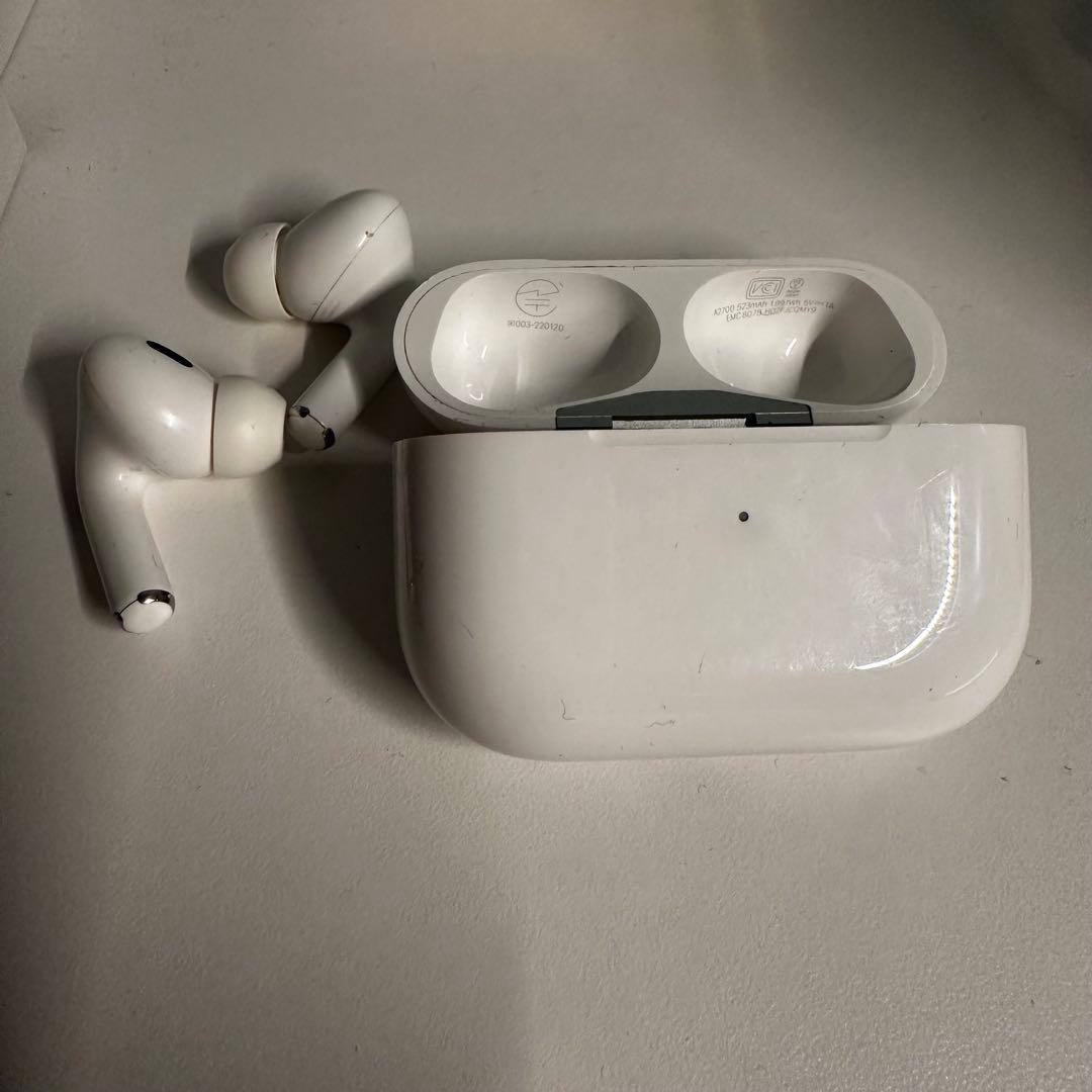Apple純正　AirPods Pro 2 Lightning