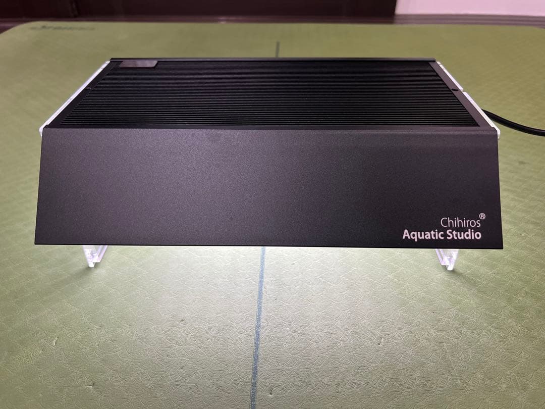 10周年モデル Chihiros WRGB2 30 シェード・アクリルスタンド付