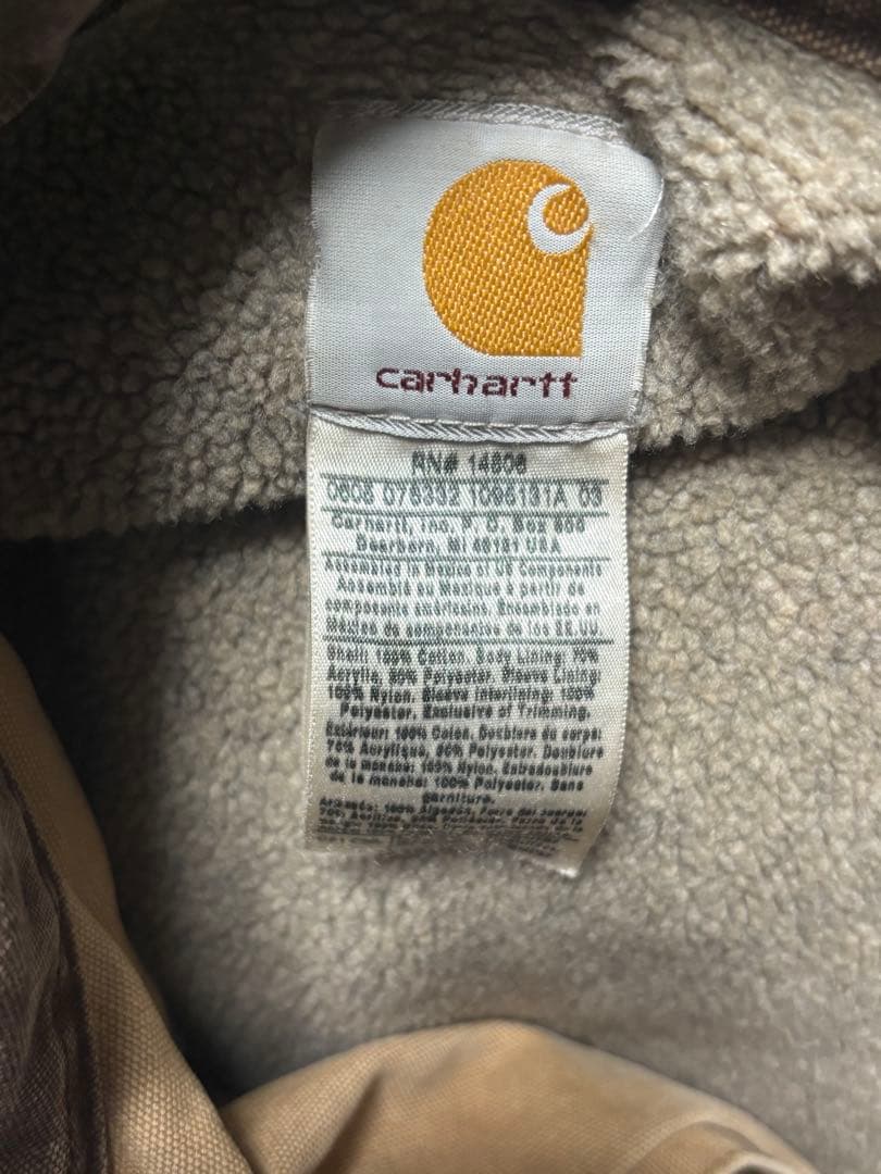 【期間限定値下げ中】カーハート　ダックジャケット