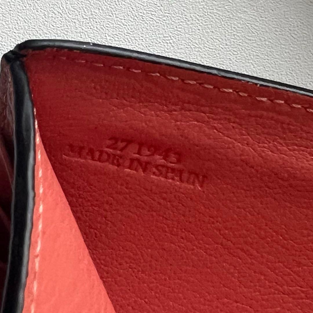 24 美品 LOEWE ロエベ 2つ折り財布