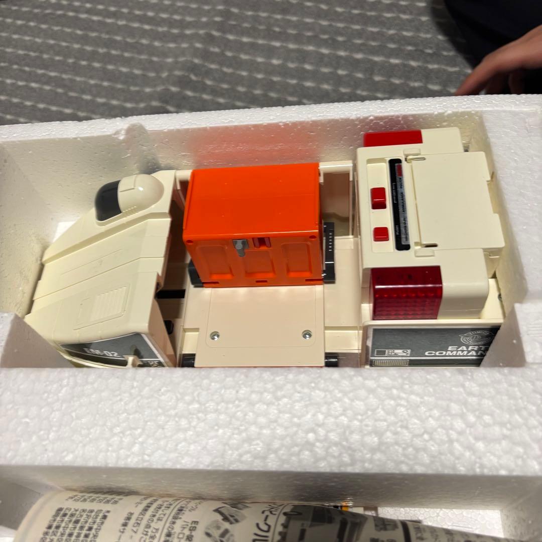 トミカ　アースコマンダー　ランドレスキュー　EM-02