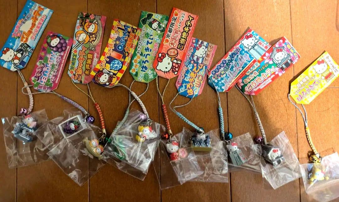 ご当地キティ根付 まとめ売り ハローキティ