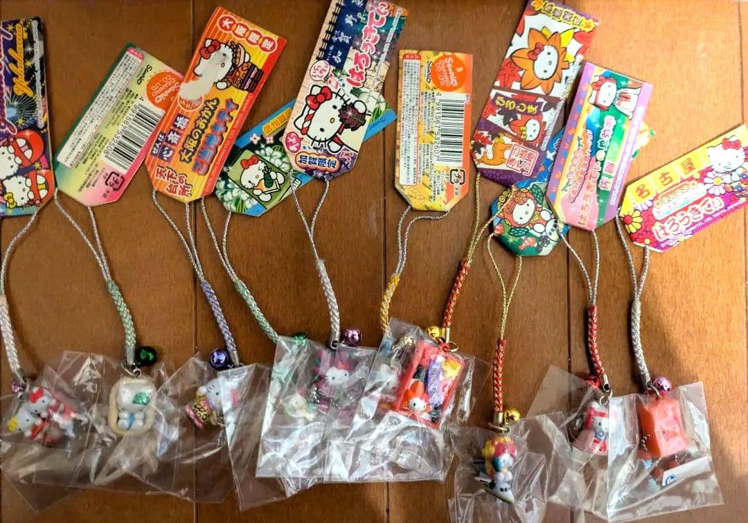 ご当地キティ根付 まとめ売り ハローキティ