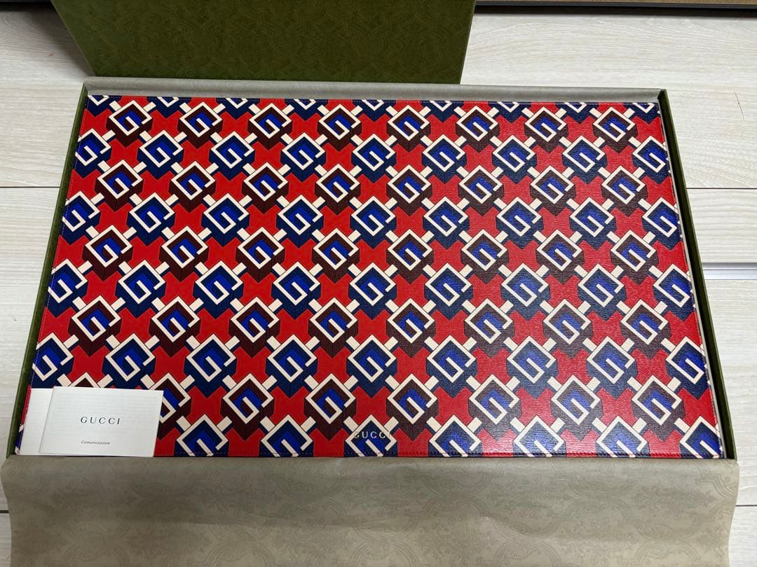 GUCCI グッチ　フィーディングマット　ペットボール　ジオメトリックG