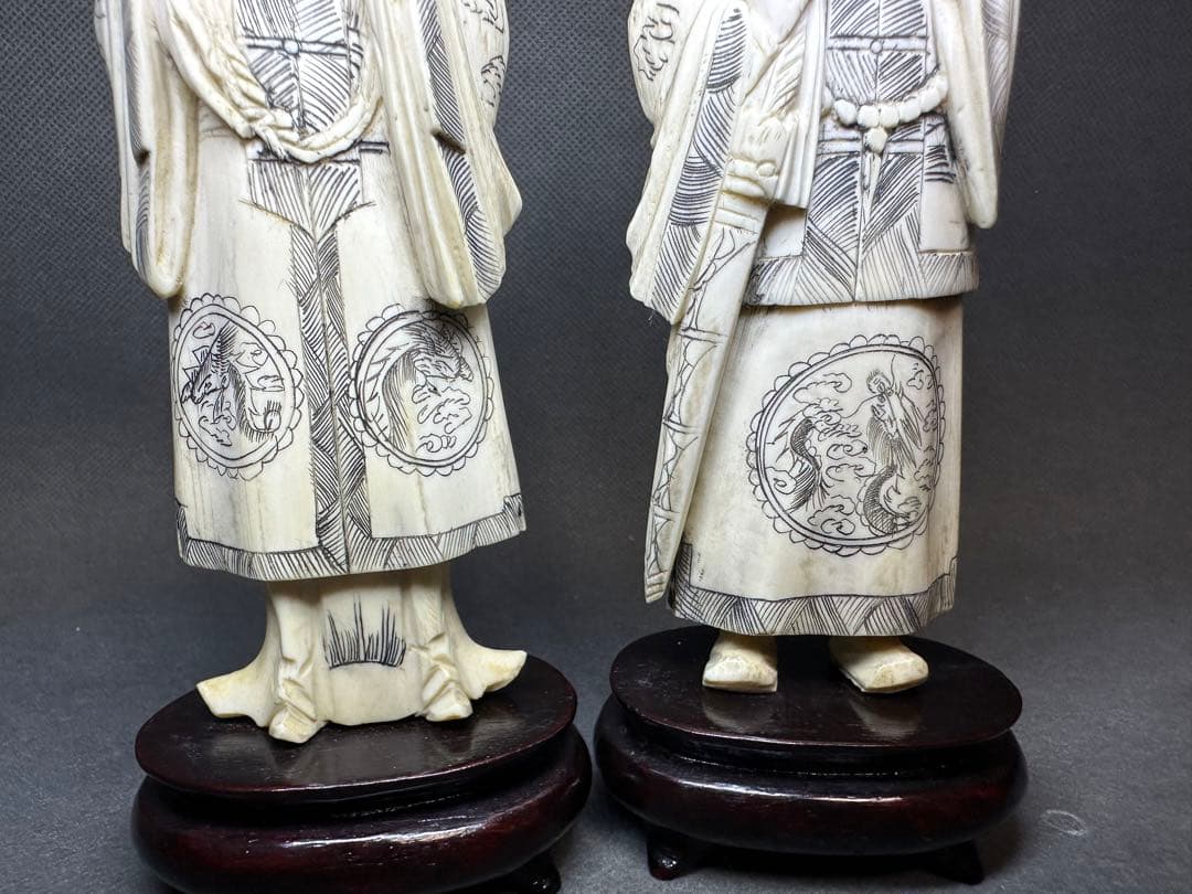 極上　中国美術　置物　唐物骨（皇帝皇后） 細密細工 天然素材　骨董コレクション