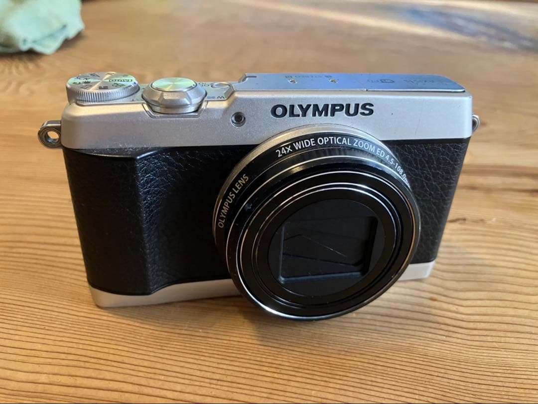 デジタルカメラ OLYMPUS STYLUS SH-1