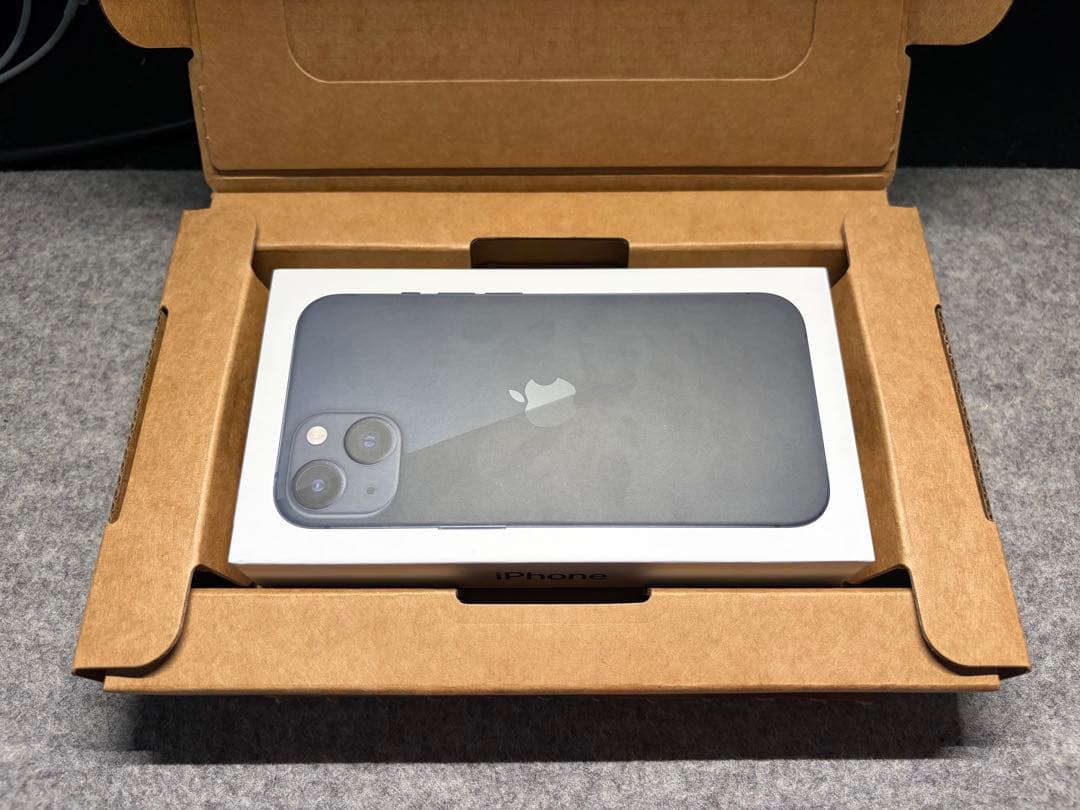 iPhone 13 128GB ミッドナイト 美品 バッテリー89% 初期化済