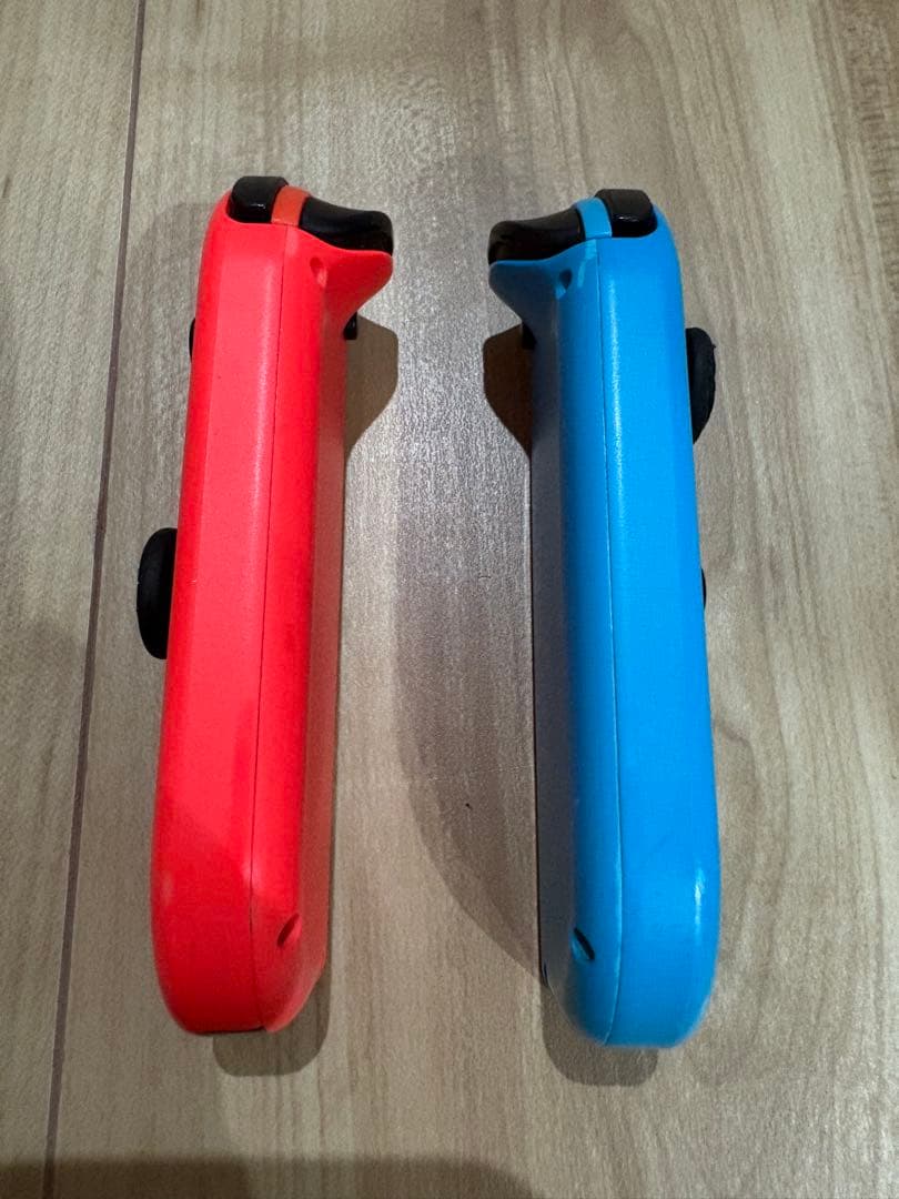 Nintendo Switch 2018年製　外箱＋付属品あり　公式修理歴あり